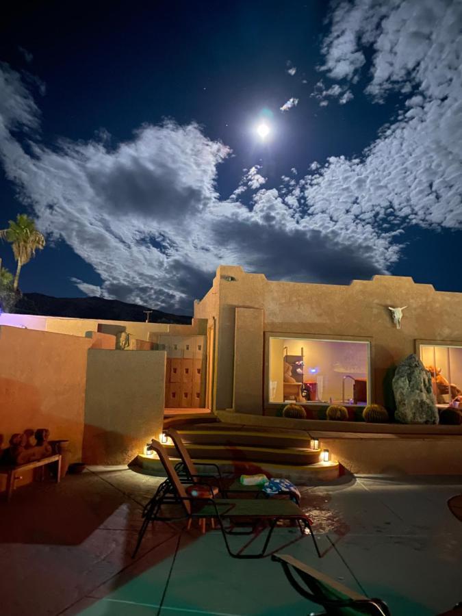 Hotel Mi Kasa Hot Springs 420,adults Only, Clothing Optional