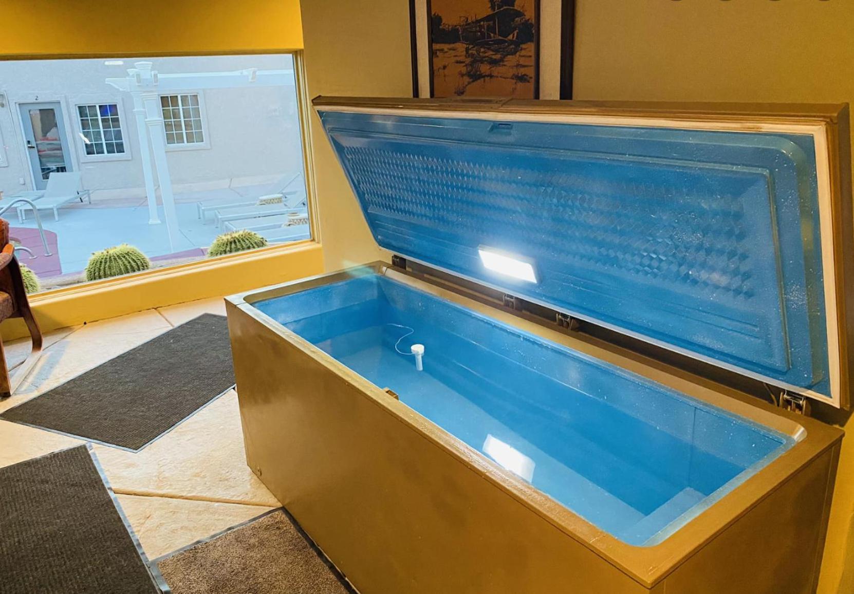 Mi Kasa Hot Springs 420,adults Only, Clothing Optional Hotel 2*