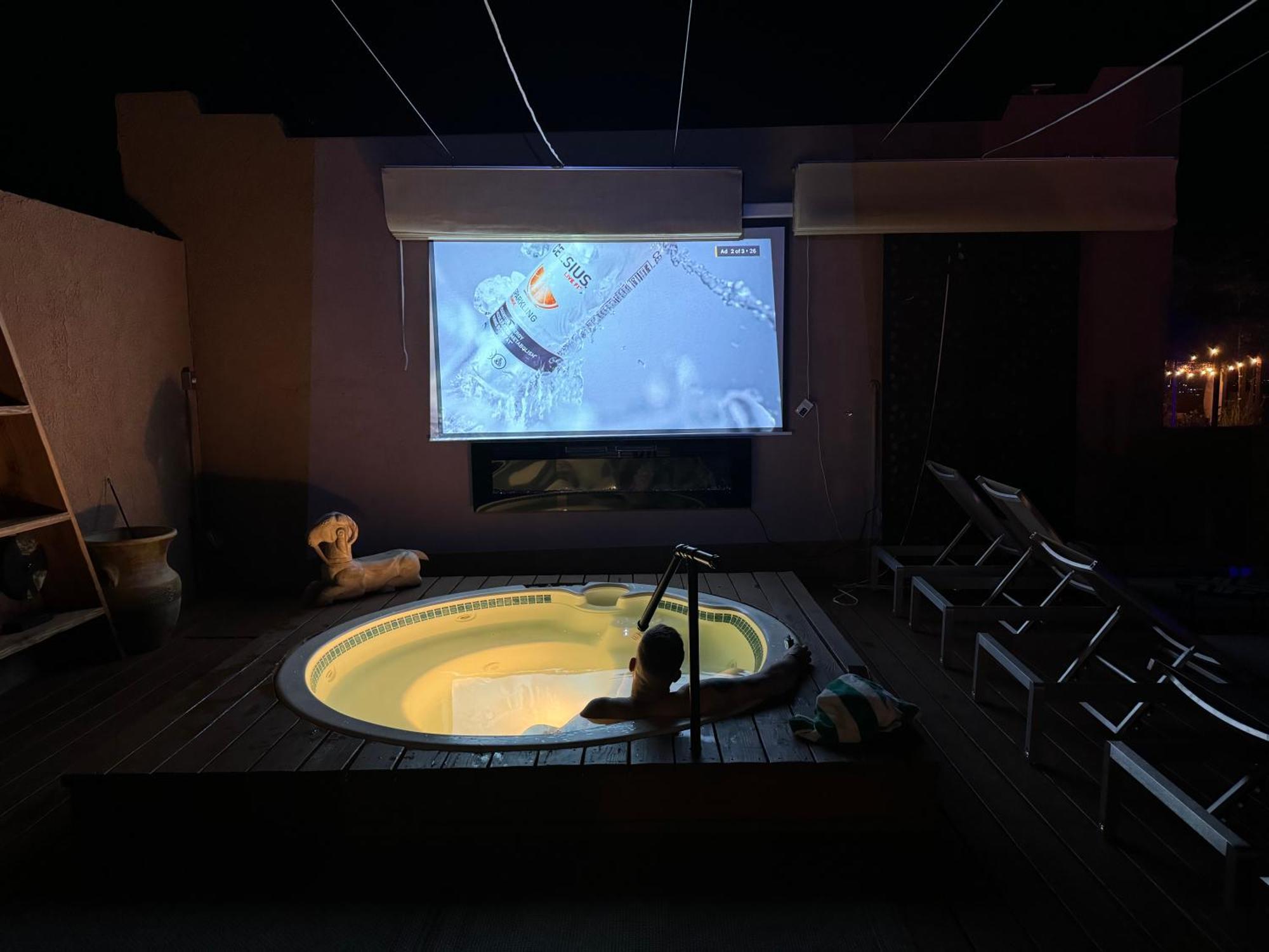 Mi Kasa Hot Springs 420,adults Only, Clothing Optional 2*